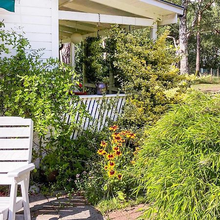 Nice home in Hllviken with 1 Bedrooms&WiFi Höllviken Buitenkant foto